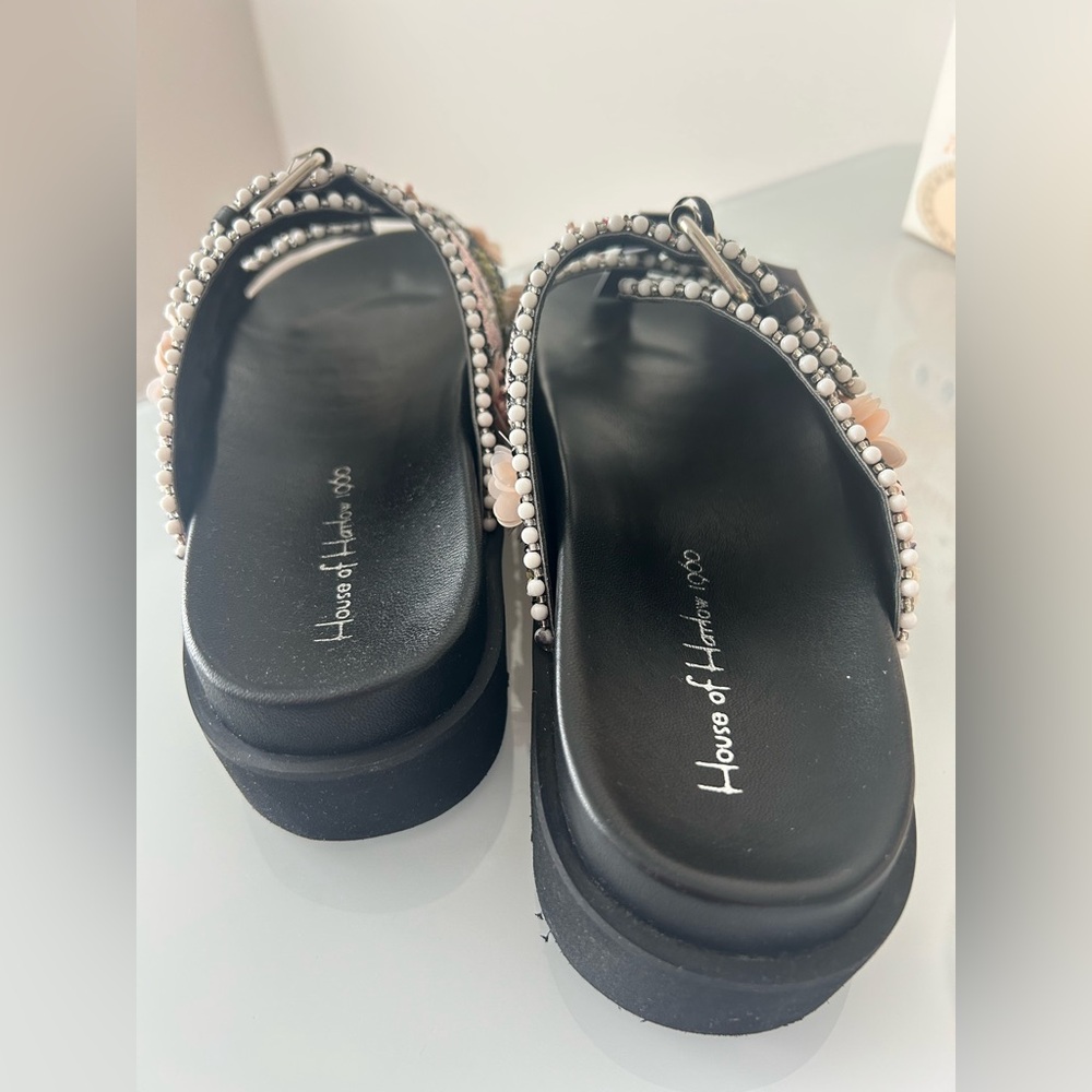 House of Harlow 1960 Black Beaded Sandals with Floral Design - Picture 3 of 5